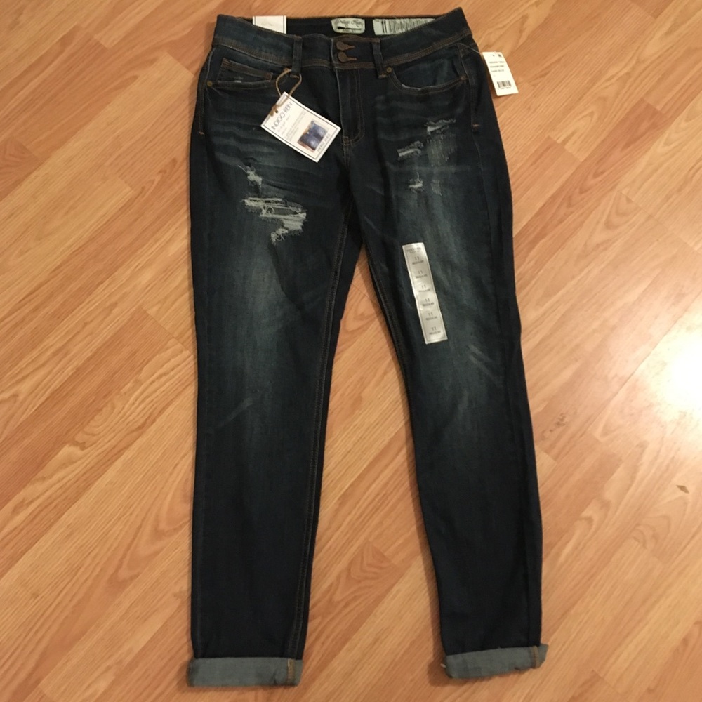 Indigo Rein Distressed Mid-Rise Skinny Jeans NWT!